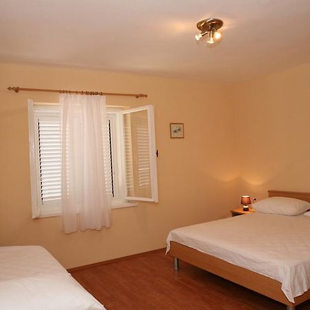 Apartments Radic Трогир Екстериор снимка