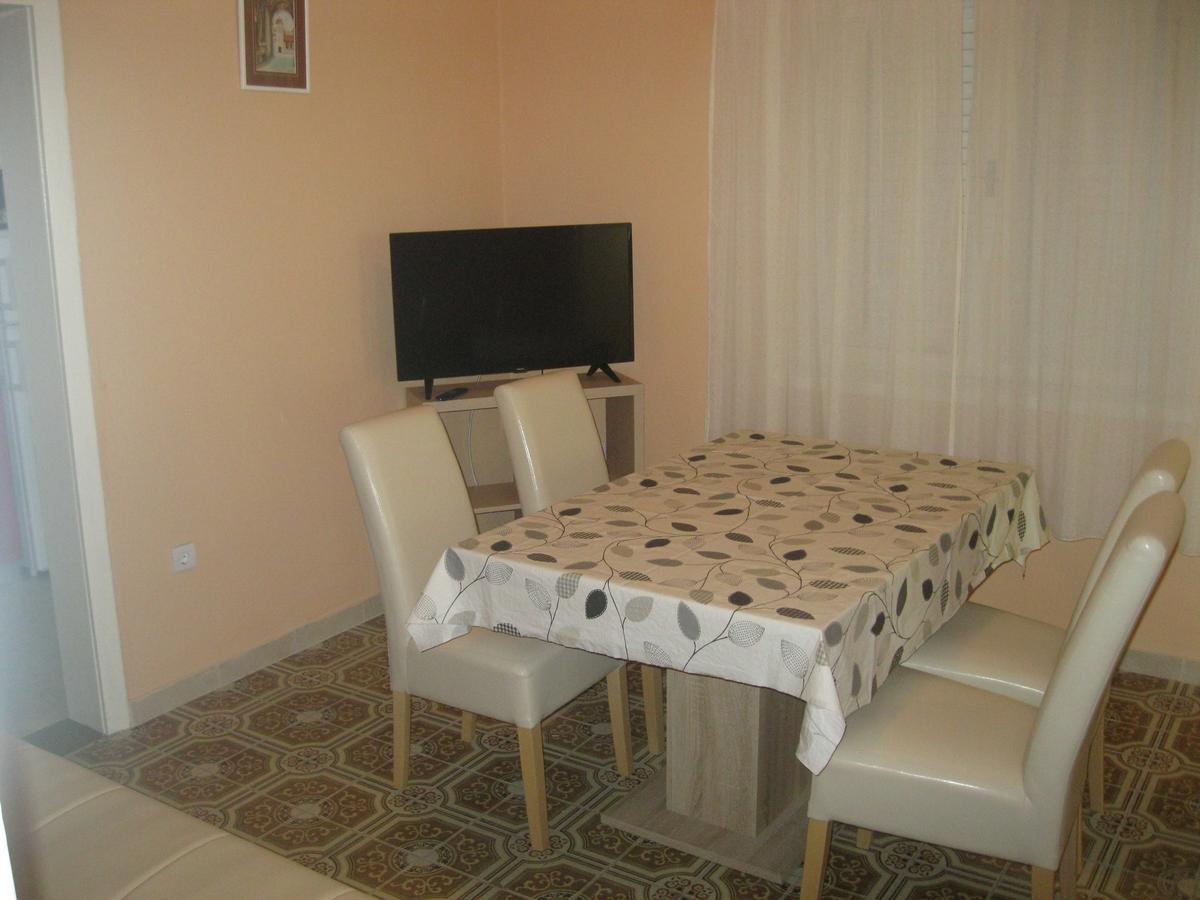 Apartments Radic Трогир Екстериор снимка